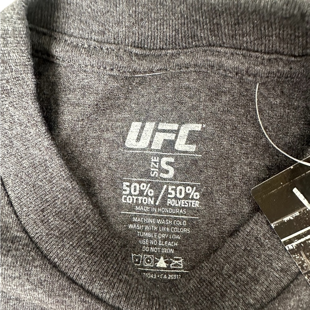 UFC Action Bubble Tee Graphic T-Shirt Charcoal Grey Size Small Unisex Women Men - Picture 2 of 4